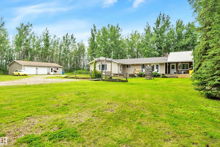 Property Photo: 1 461008 Rge Road 10 AB T0C 2V0