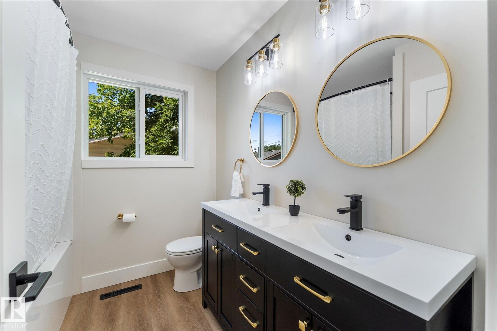 Property Photo: 10803 136 Avenue NW AB T5E 1W6