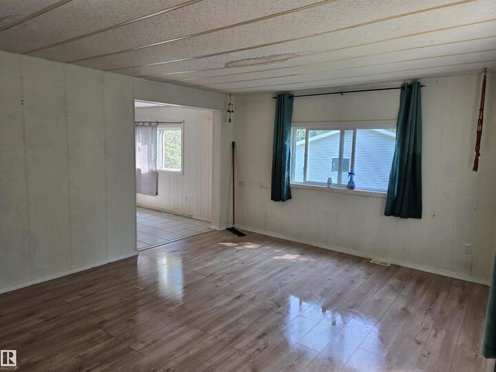 Property Photo: 22231 Twp Road 514A AB T8C 1H4