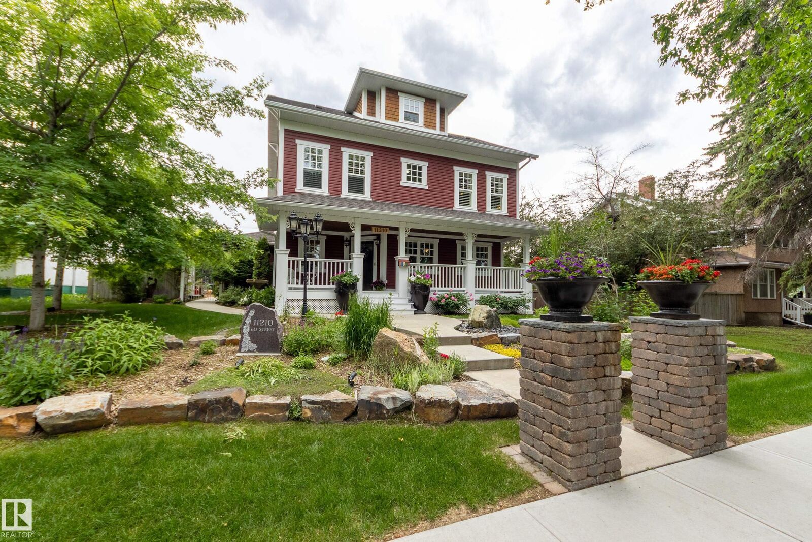 Property Photo: 11210 60 Street NW AB T5W 3Y8