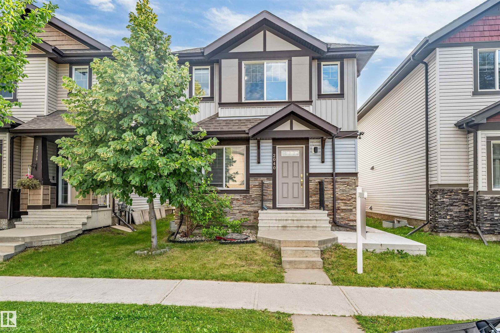Property Photo: 2040 24 Street NW AB T6T 0Y8