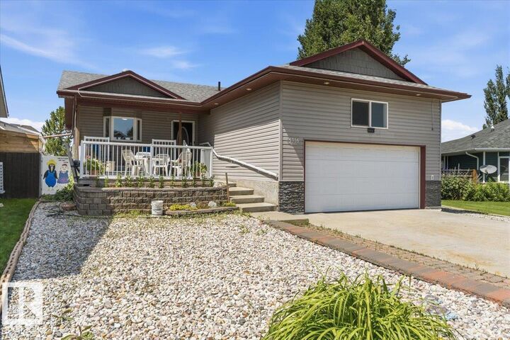 5316 53 Street — photo 1