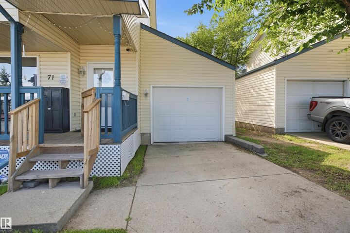 Property Photo: 10909 106 Street NW 71 AB T5H 4M7