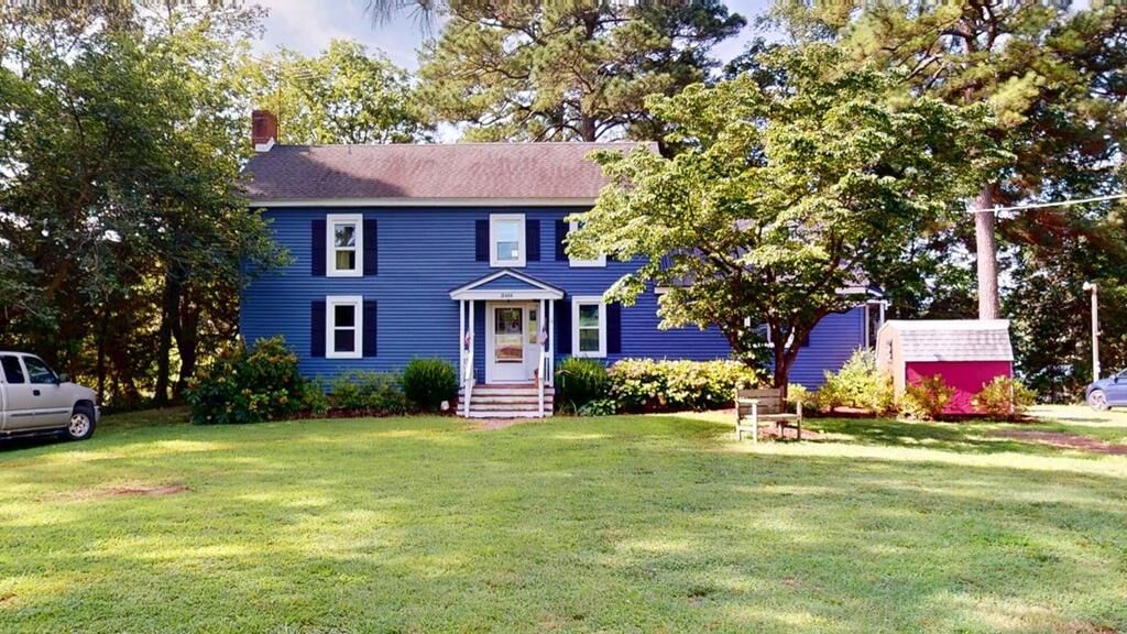 Property Photo:  18484 Hermitage Rd  VA 23417 
