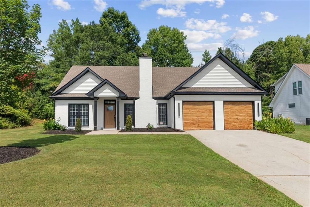 Property Photo:  11203 Knotty Pine  GA 30238 