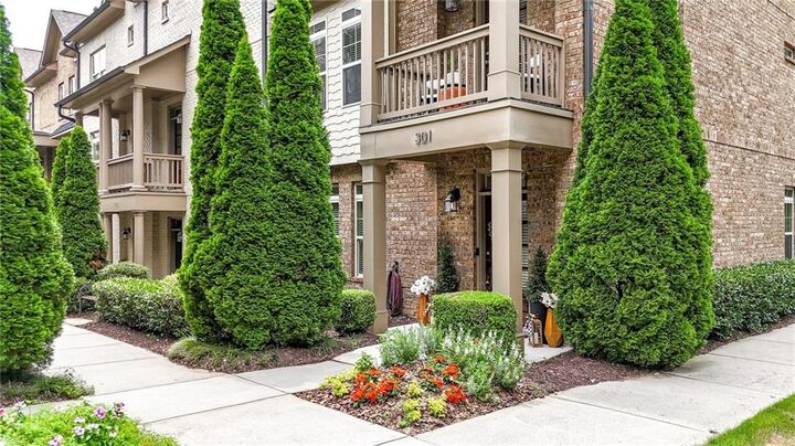 Property Photo:  301 Garland Woods Court  GA 30080 
