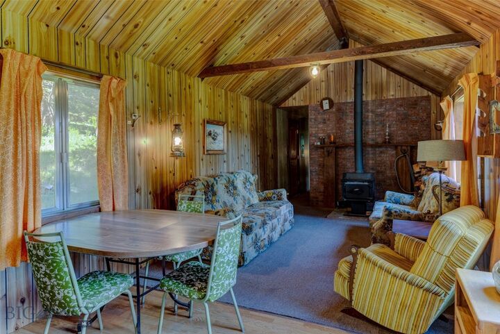 Property Photo:  593 Upper Cottonwood  MT 59086 