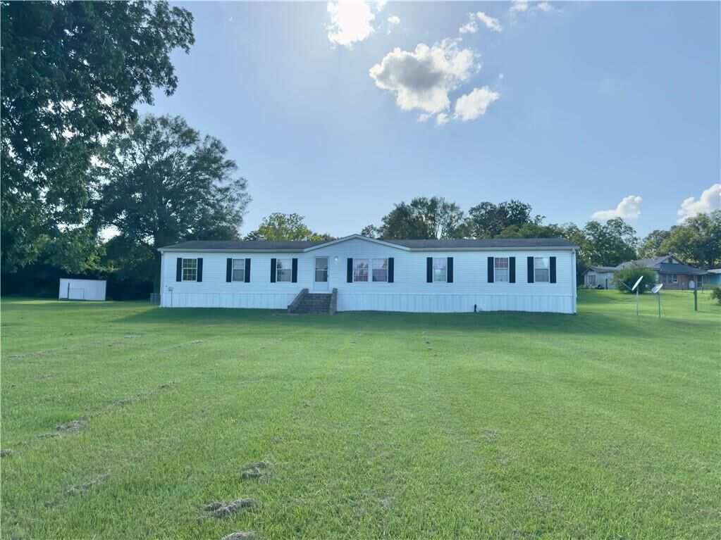 Property Photo:  2270 W Baker Street  LA 71342 