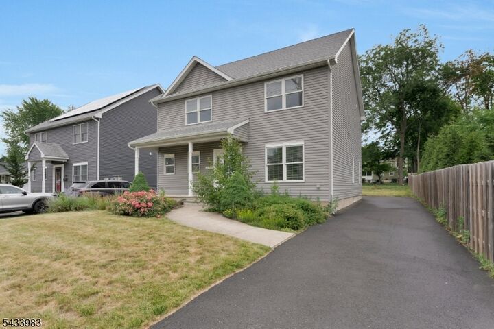Property Photo:  441 William St  NJ 08876 