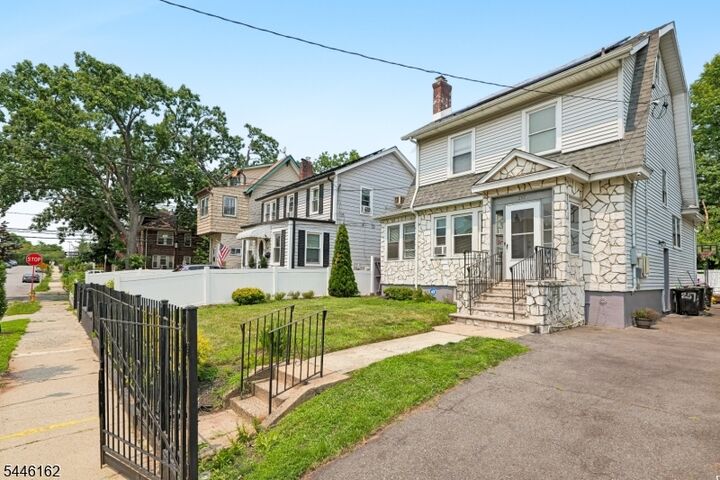 Property Photo: 257 Pomona Ave NJ 07112
