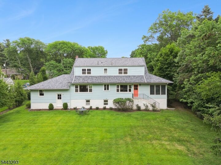 Property Photo:  70 Kingwood Dr  NJ 07424 