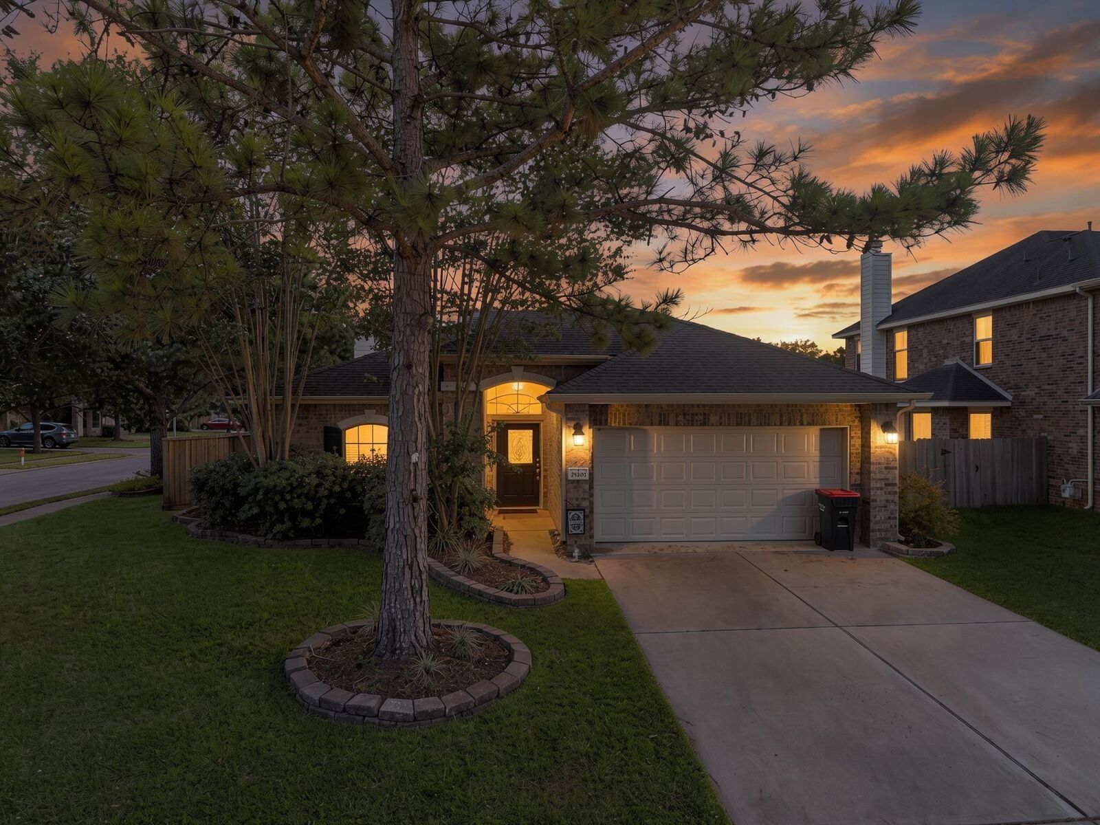 Property Photo: 25203 Canary Point Drive TX 77406