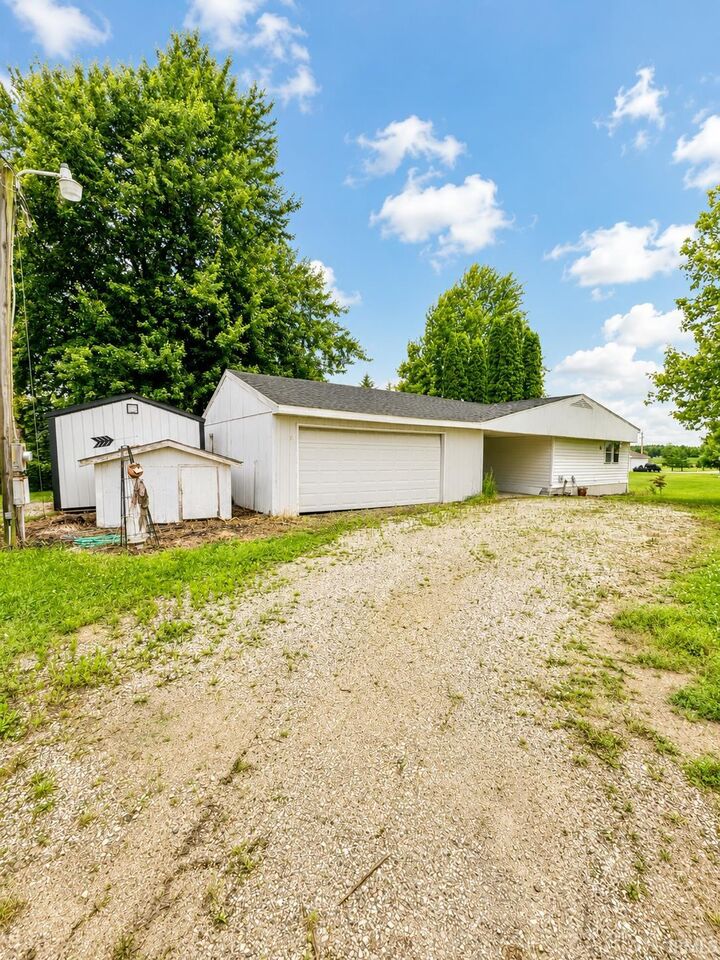 Property Photo: 1945 N 100 E IN 46703