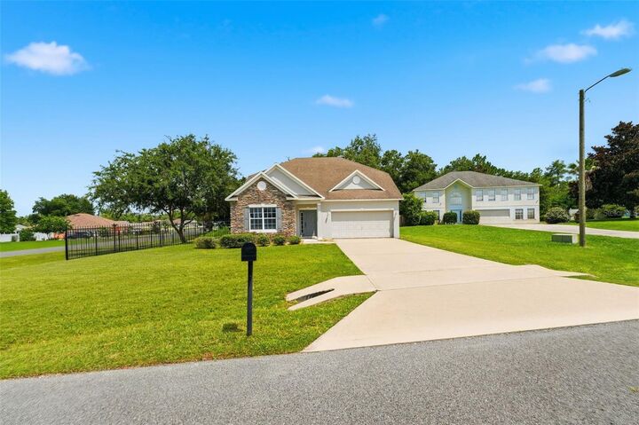 Property Photo:  11661 SW 56th Terrace  FL 34476 