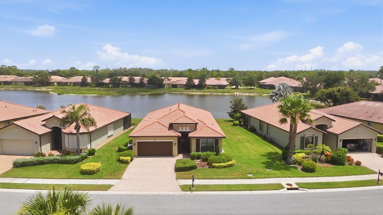 Property Photo: 20252 Pezzana Drive FL 34292