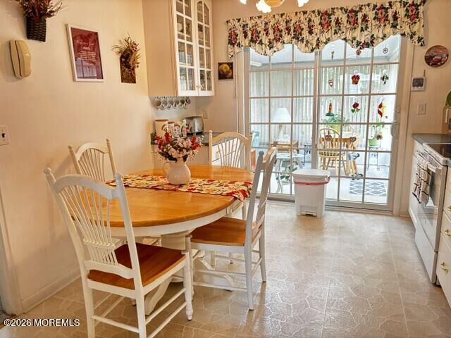 Property Photo:  9 Louisiana Way  NJ 08759 
