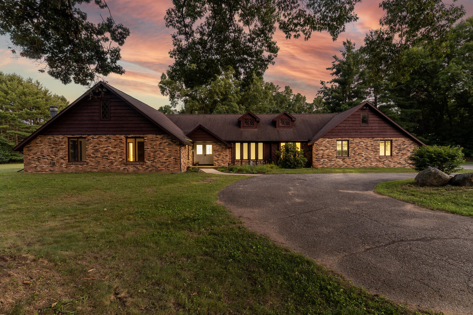 Property Photo: 5727 W Q Avenue MI 49009