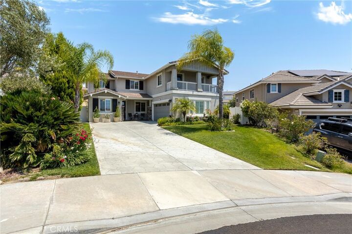 Property Photo:  25120 Gelding Court  CA 92595 