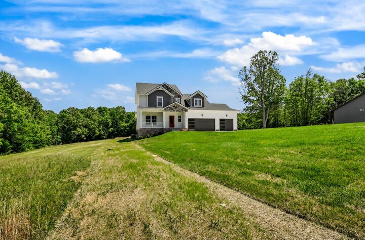 Property Photo:  233 Lewis Grant Ln  TN 37171 