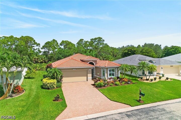 Property Photo: 14066 Castle Hill Way FL 33919