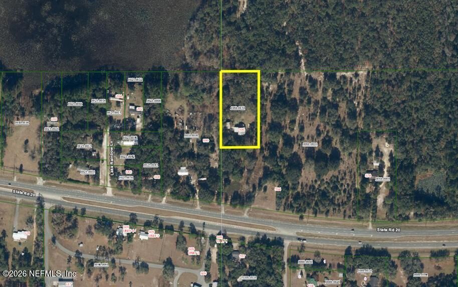 Property Photo: 596 State Road 20 FL 32177