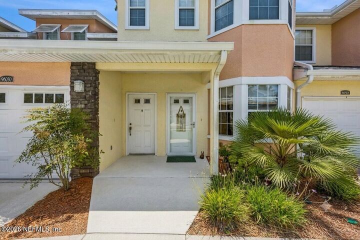 Property Photo:  96048 Cottage Court  FL 32034 