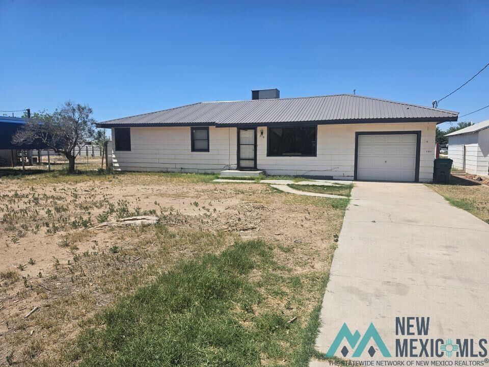 Property Photo: 218 E Rose Street NM 88220