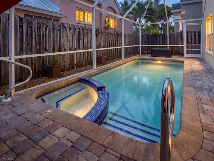 Property Photo:  3570 Kent Dr  FL 34112 