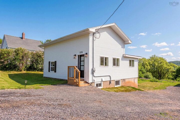 Property Photo: 1376 Ridge Road NS B4P 2N5