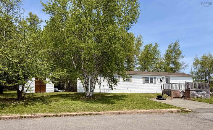 Property Photo: 60 Rosewood Drive NS B4H 4S6
