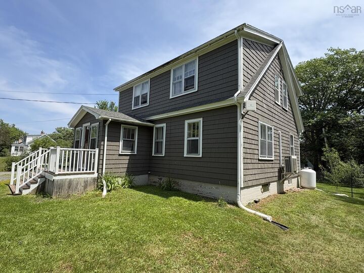 Property Photo:  86 Maple Avenue  NS B0K 1V0 