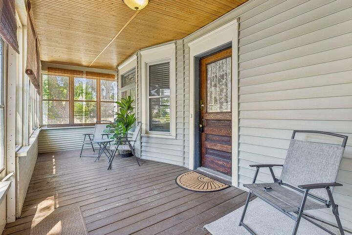 Property Photo:  1817 Dayton Avenue  MN 55104 