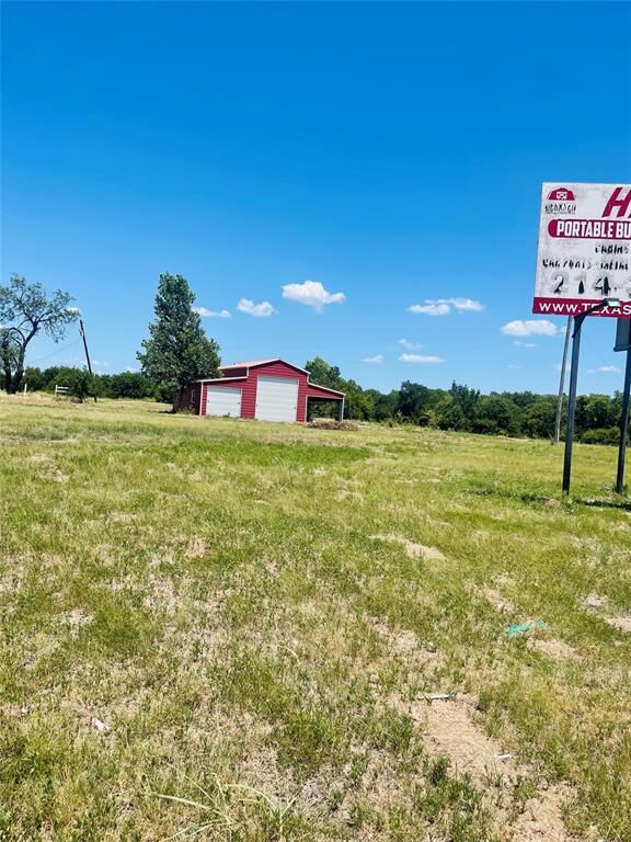 Property Photo:  7110 S Interstate 45 Service Road  TX 75119 