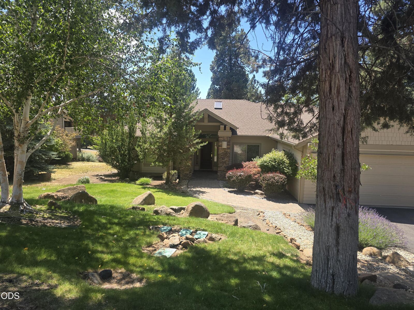 Property Photo: 4914 Grosbeak Drive OR 97601