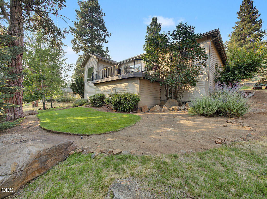 Property Photo:  4914 Grosbeak Drive  OR 97601 