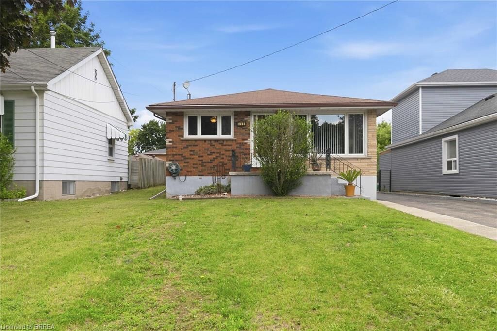 Property Photo: 398 Sheridan Street ON N3S 4S4