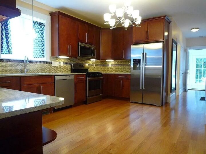 Property Photo:  34 Oxford Ave 34  MA 02478 