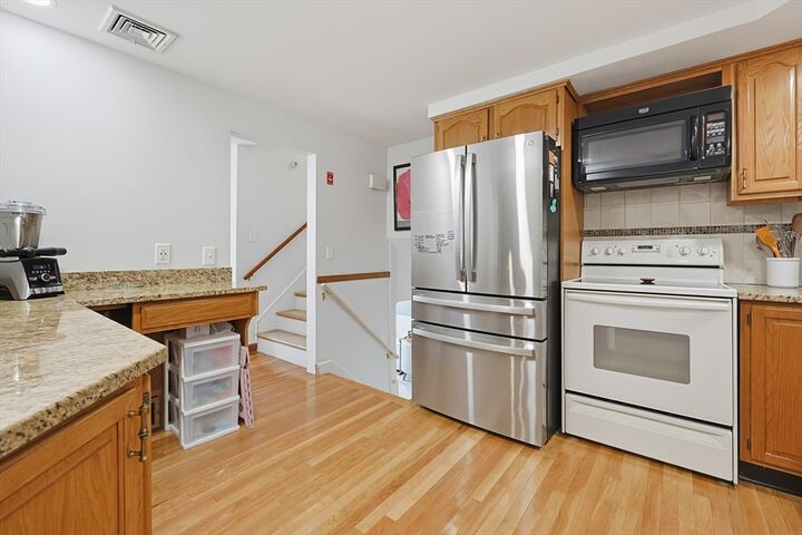 Property Photo:  19 Weir Rd  MA 02451 