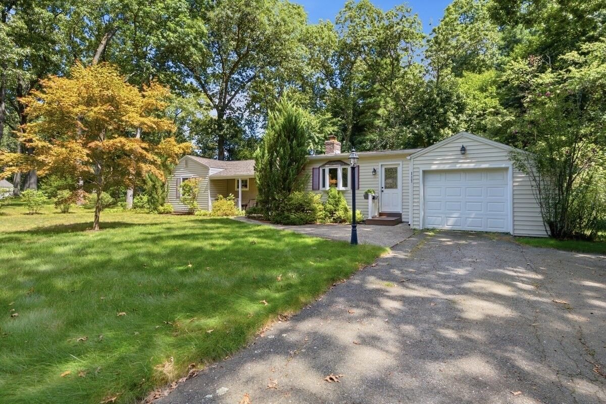 Property Photo: 117 Hazardville Rd MA 01106
