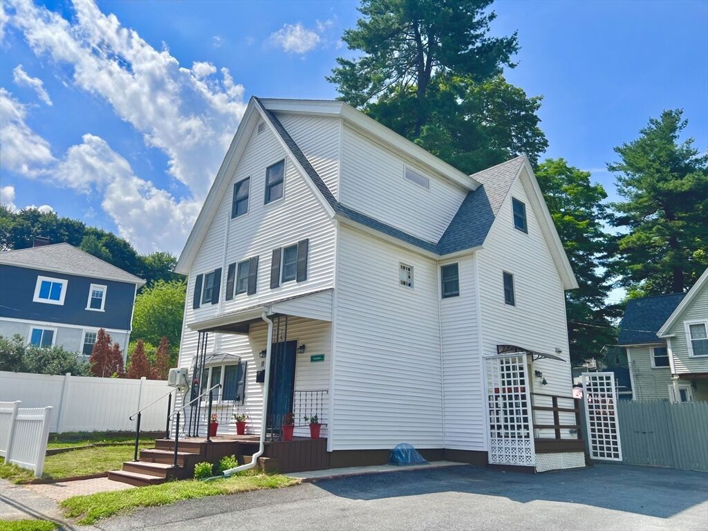 Property Photo:  11 Amherst St.  MA 01602 