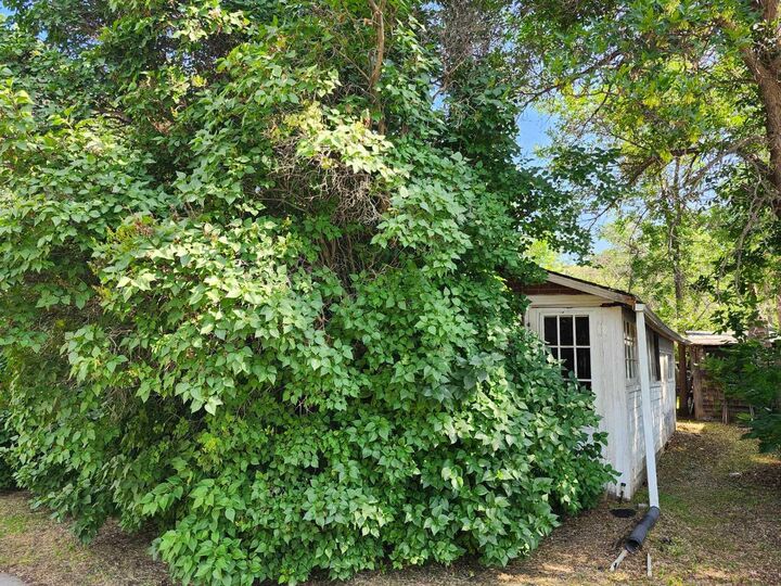 Property Photo: 244 2 Avenue AB T0J 1B0