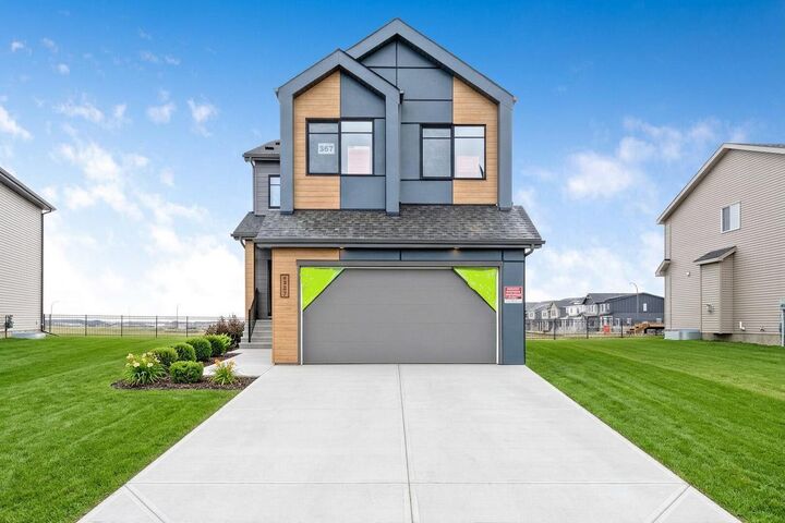 367 Heartwood Gardens SE — photo 1