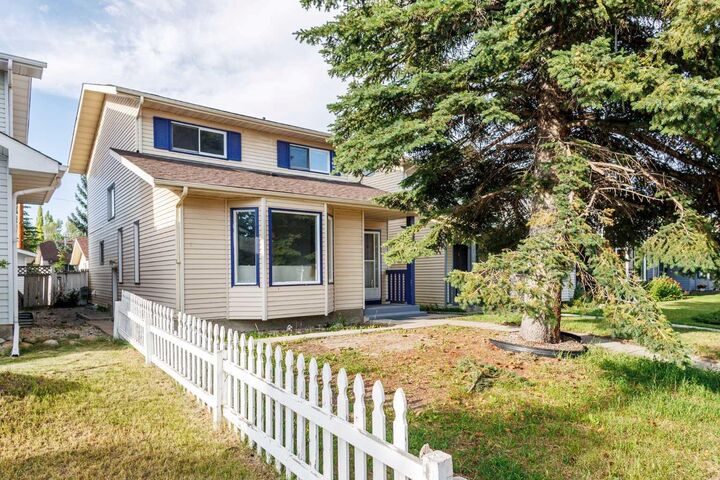 Property Photo: 1132 Millcrest Rise SW AB T2Y 2L9