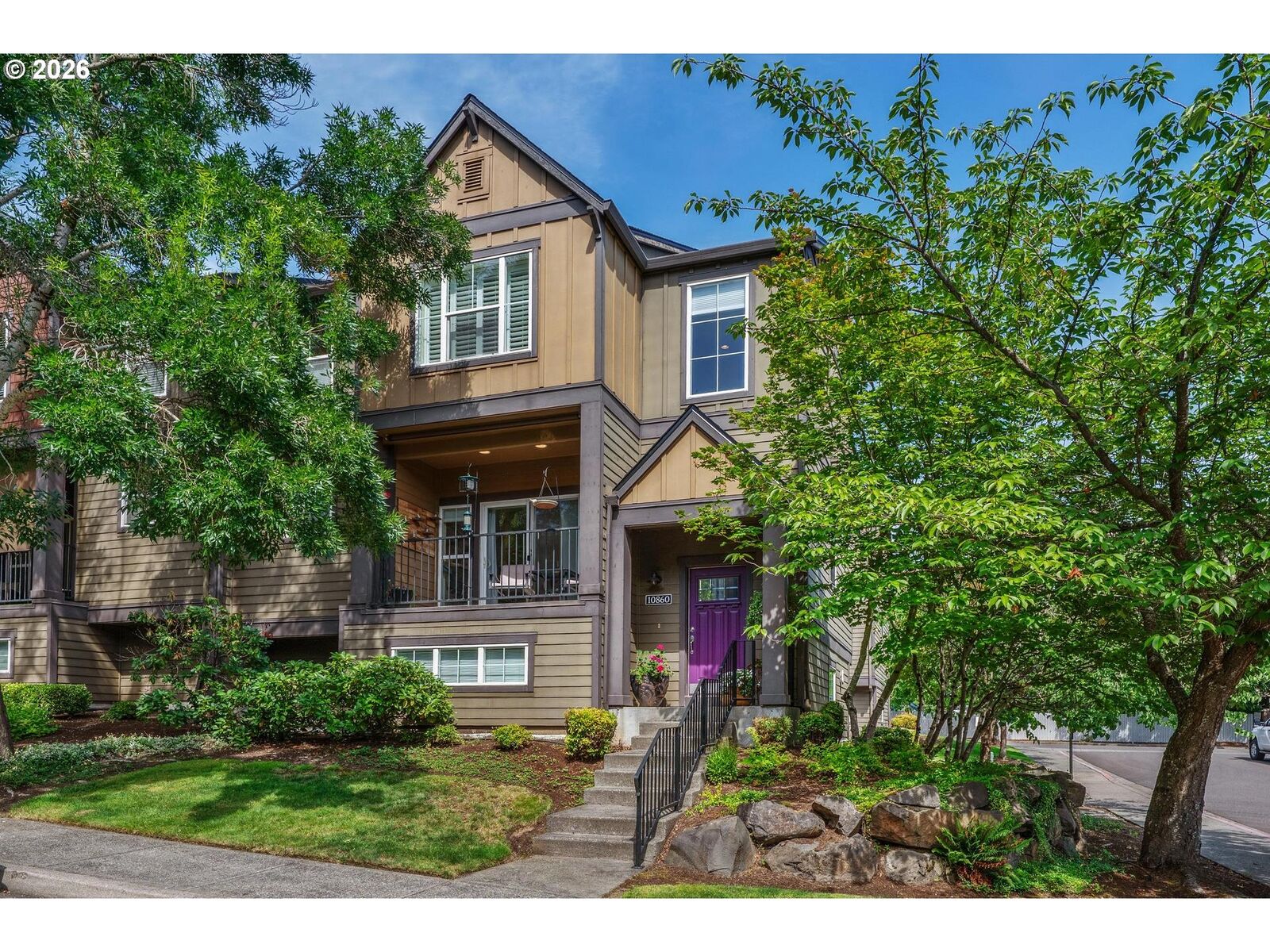 Property Photo:  10860 SW Briarwood Pl  OR 97223 