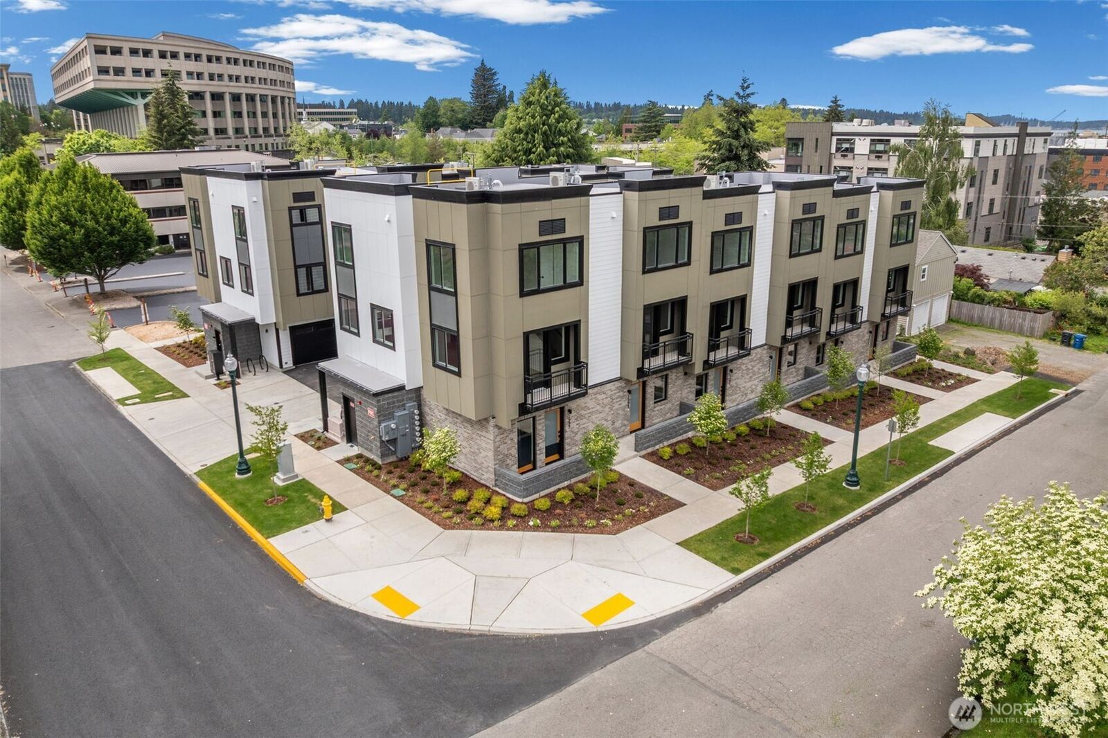 Property Photo: 1213 Cherry Street SE 112 WA 98501