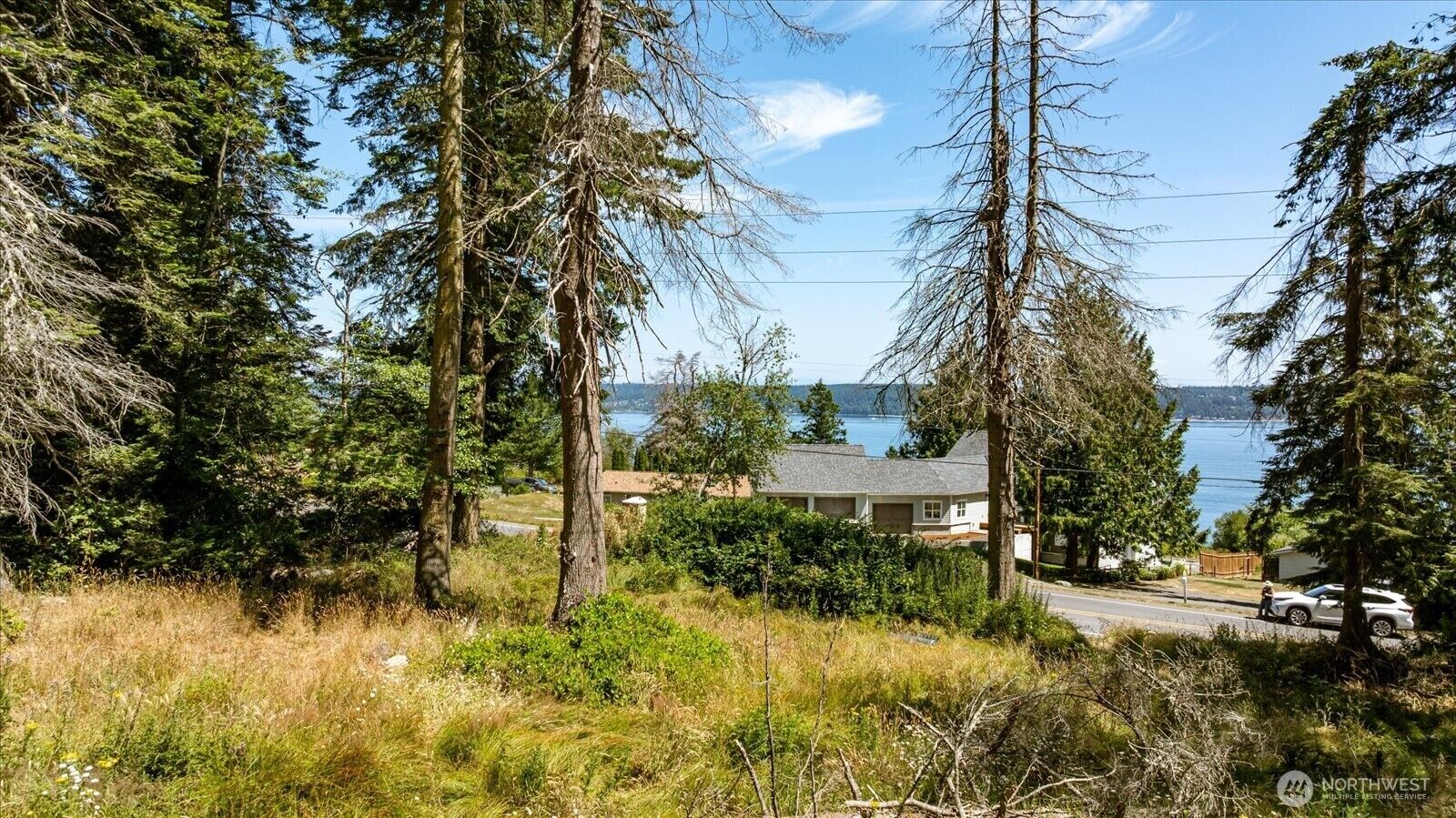 Property Photo:  2458  North Bluff Rd  WA 98253 