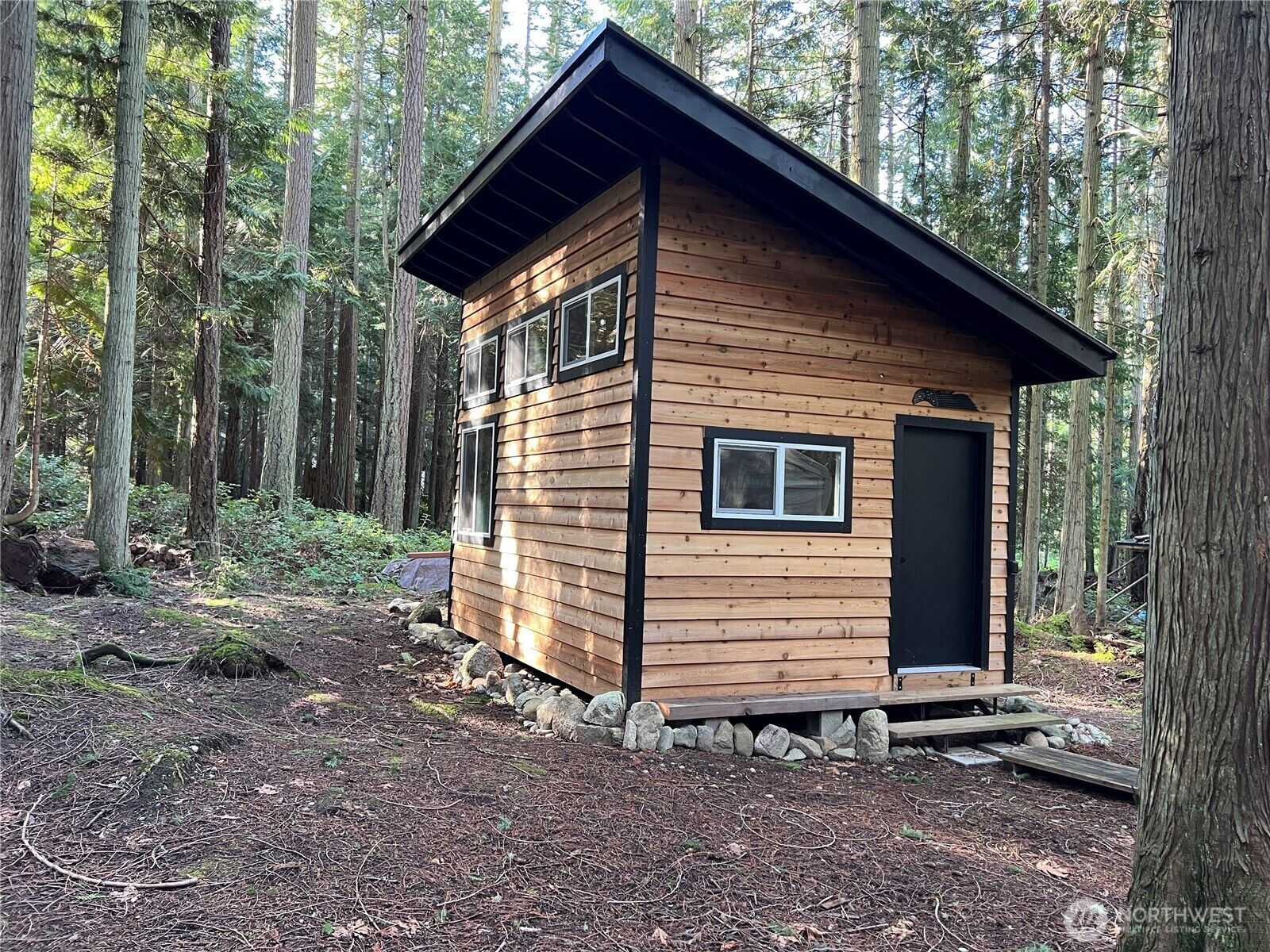 Property Photo: 121 Haidah Street WA 98221