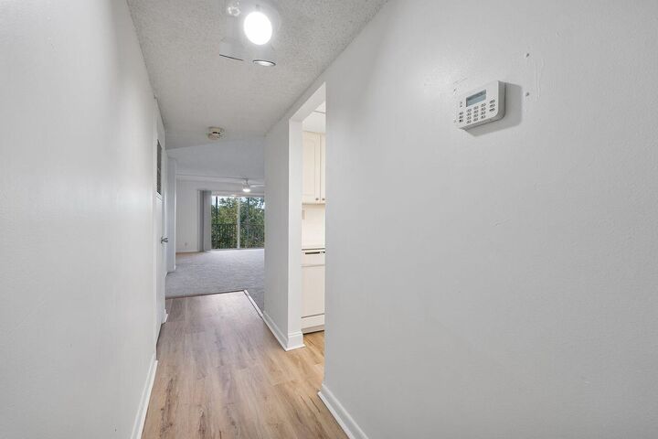 Property Photo: 1075 Riverside Drive 508 FL 33071
