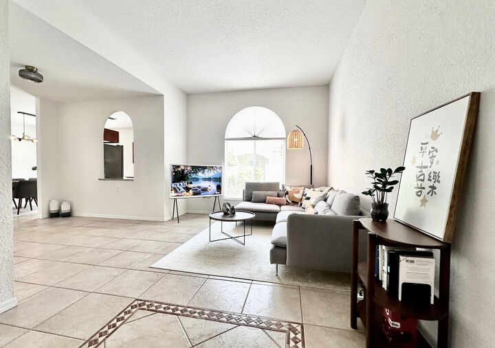 Property Photo: 639 NW 130th Way FL 33028