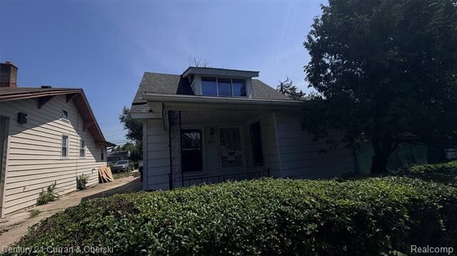 Property Photo:  2951 S Edsel Street  MI 48217 
